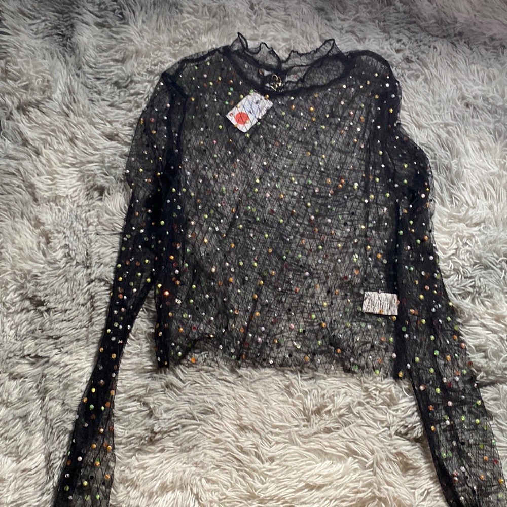 Mesh top with beautiful stones Size S